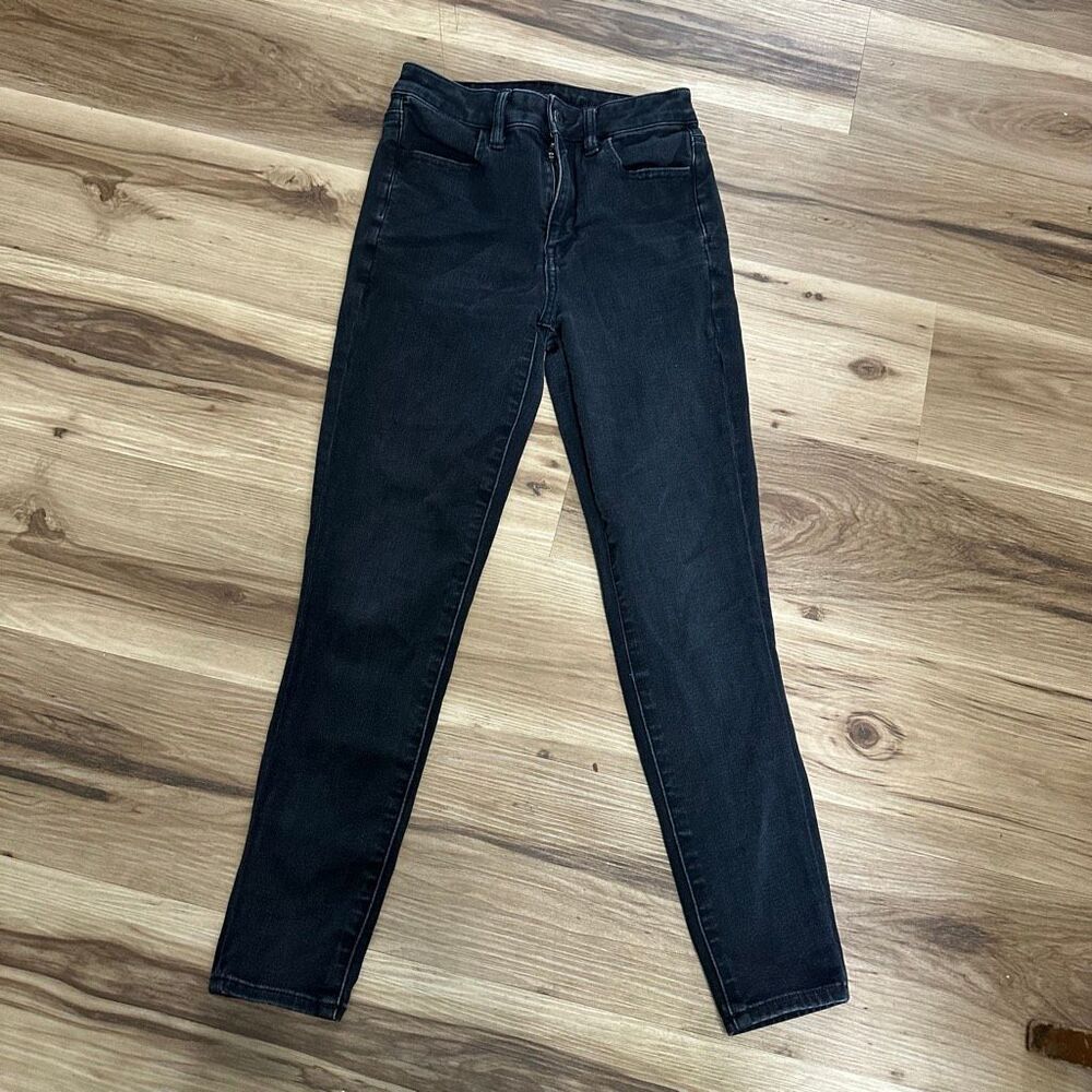 American Eagle black destroyed normcore 4 shorts jeggings